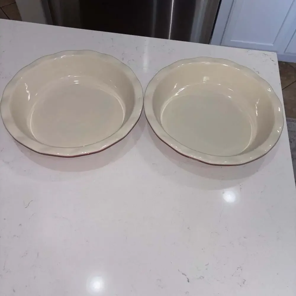 Set of 2 Good Cook Ceramic 9” Ruffled Scalloped Edge Pie Dishes Red and Cream